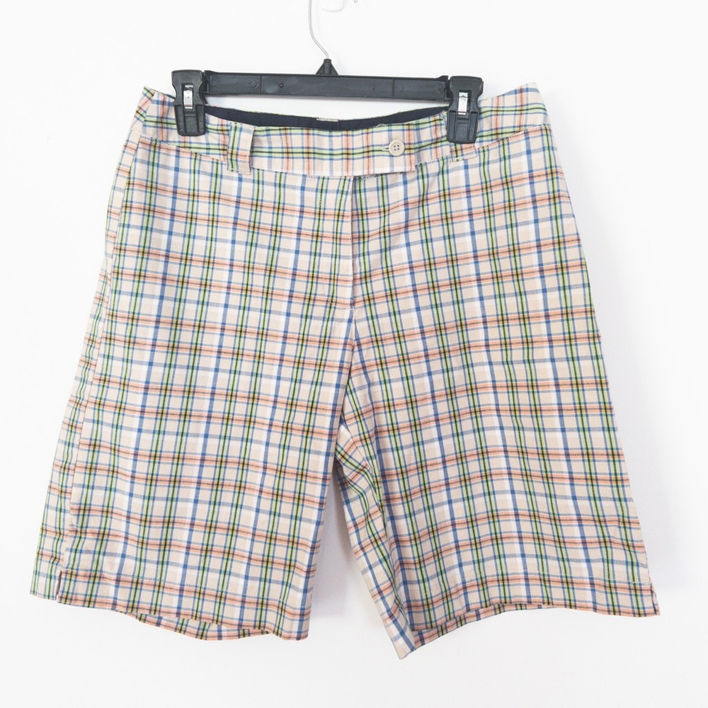 Size 10P Mountain lake petite golf shorts. 20” long 10” rise. Pink, green, blue